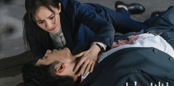 暴风眼第37集剧照